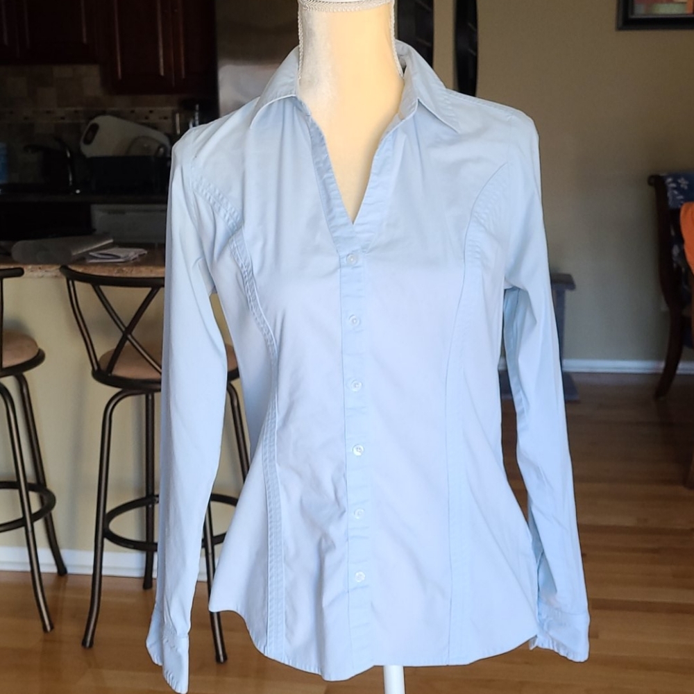 Express Essential Light Blue Stretch Tailored Button Down Shirt Blouse Small